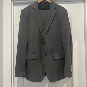 Benetton Men Suit size 34